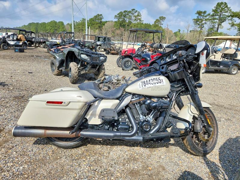 2023 Harley-Davidson Flhxst