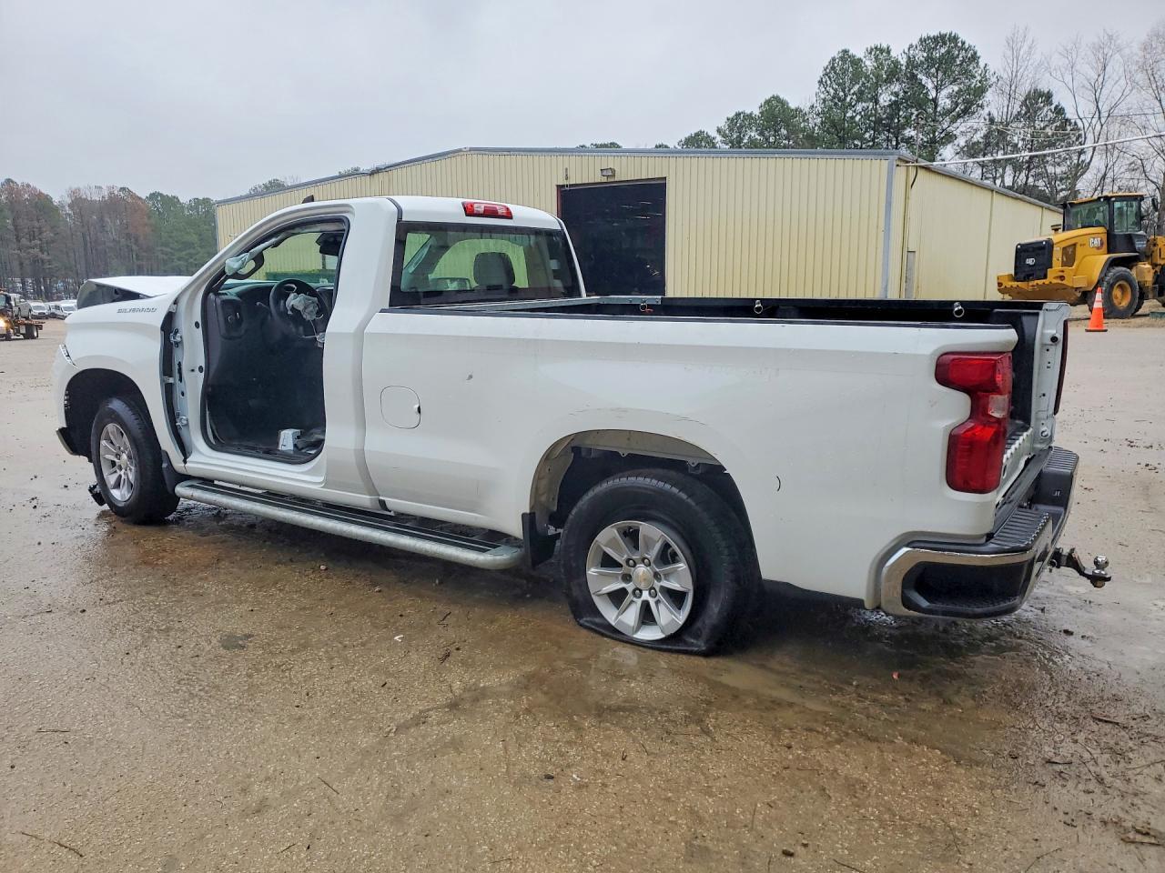 2025 Chevrolet Silverado C1500