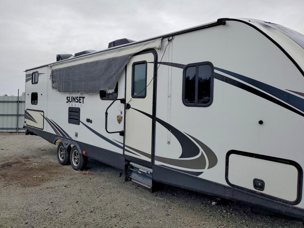 2018 Crossroads Sunsetrail-Camper