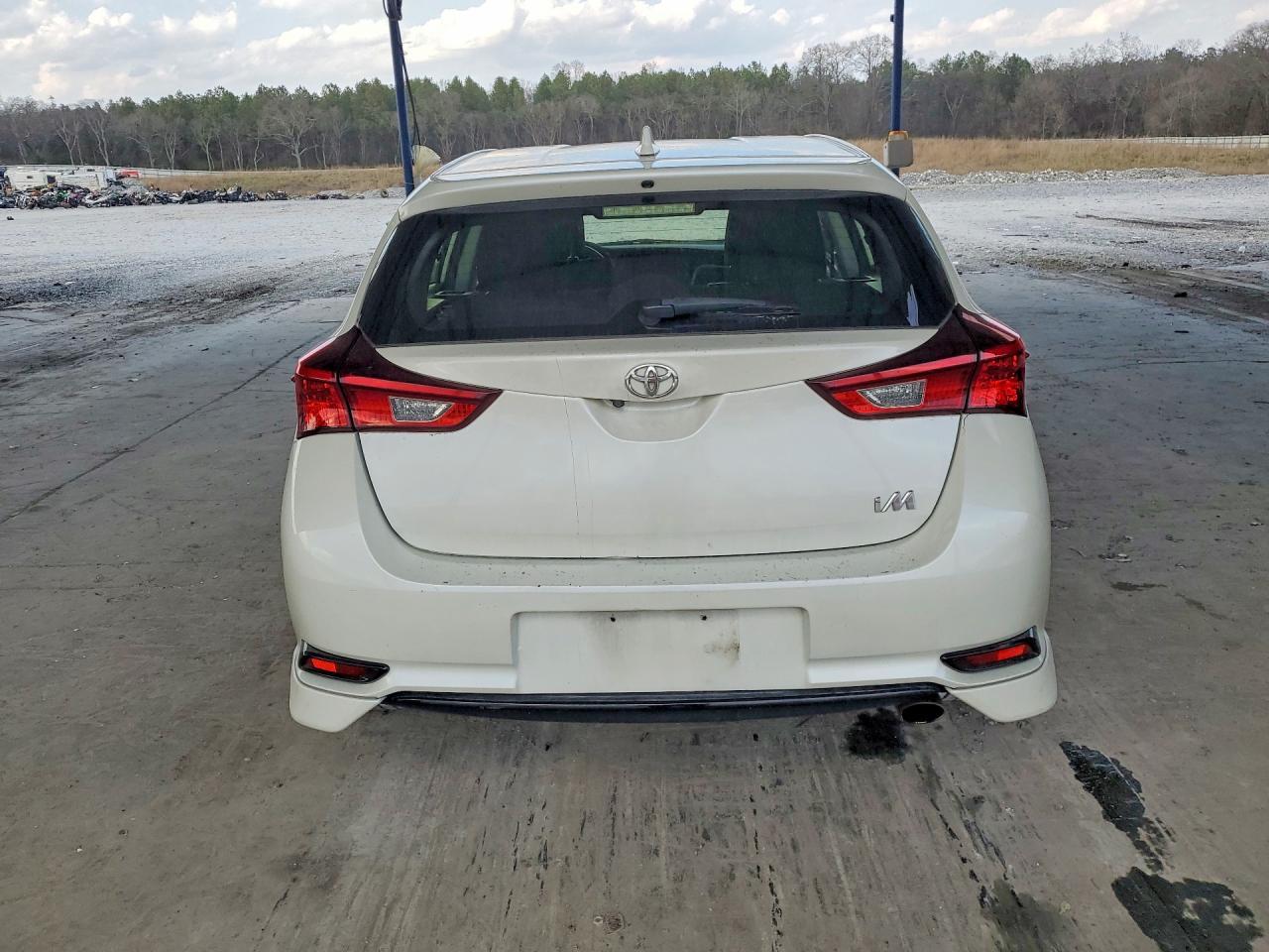 2017 Toyota Corolla im Base