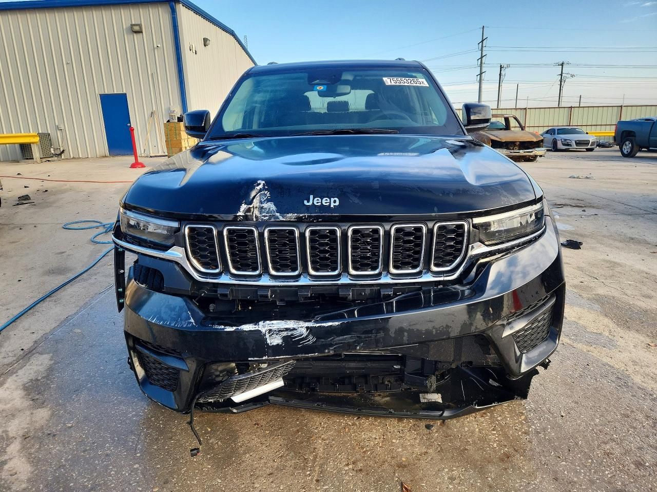 2023 Jeep Grand Cherokee Laredo