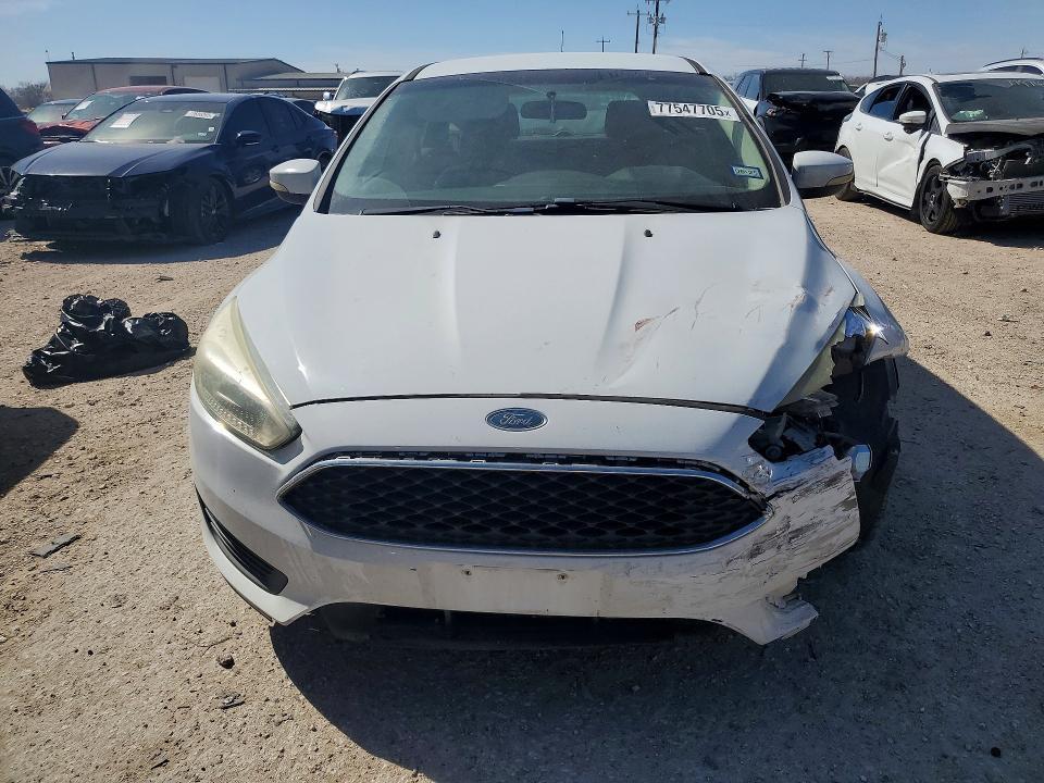 2016 Ford Focus se
