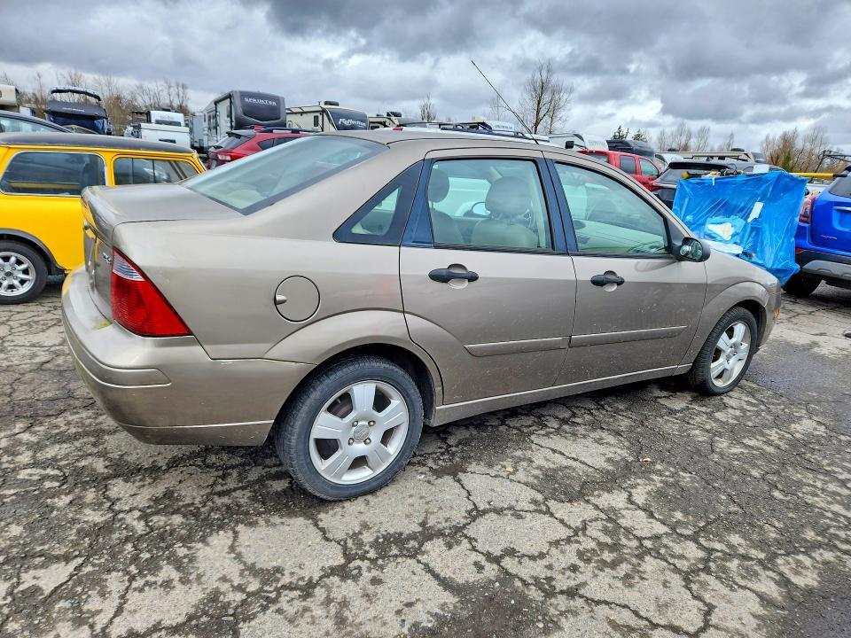 2005 Ford Focus ZX4