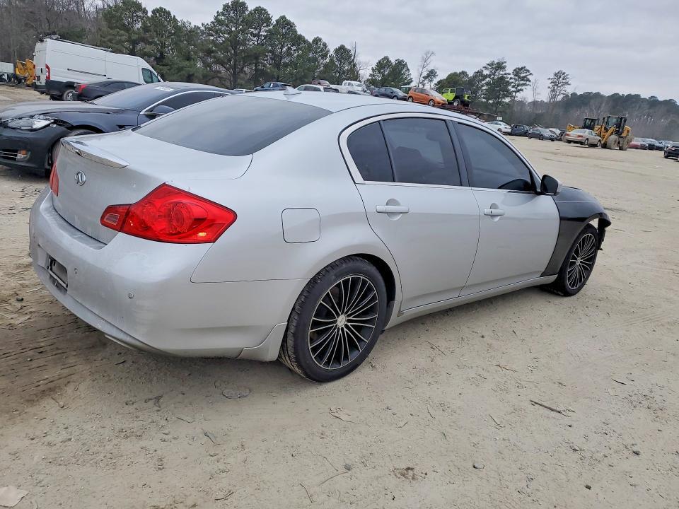 2013 Infiniti G37 Base