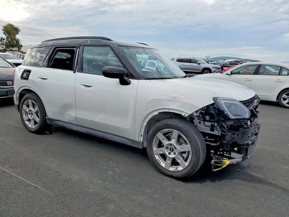 2025 Mini Countryman se All4
