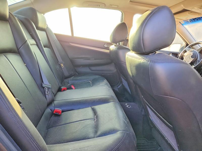 2010 Infiniti G37