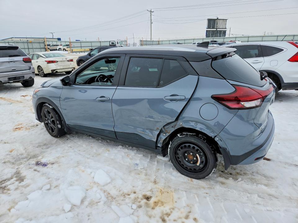 2021 Nissan Kicks sv