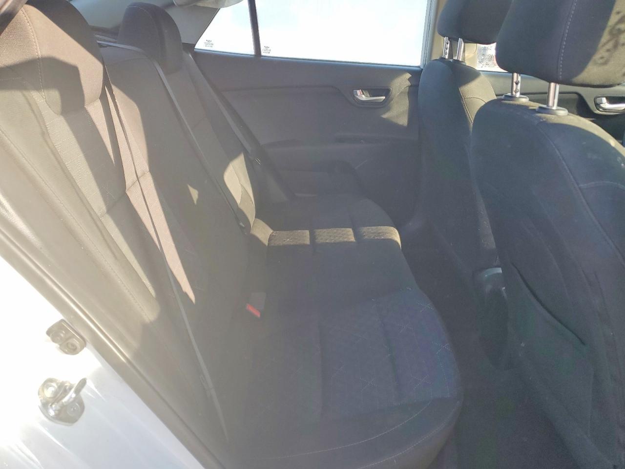 2023 KIA Rio lx