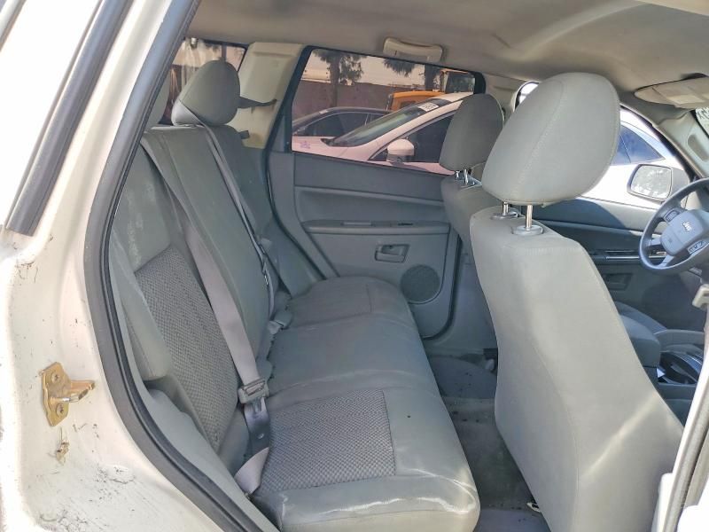 2005 Jeep Grand Cherokee Laredo