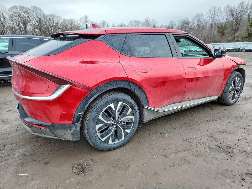 2023 KIA EV6 Wind