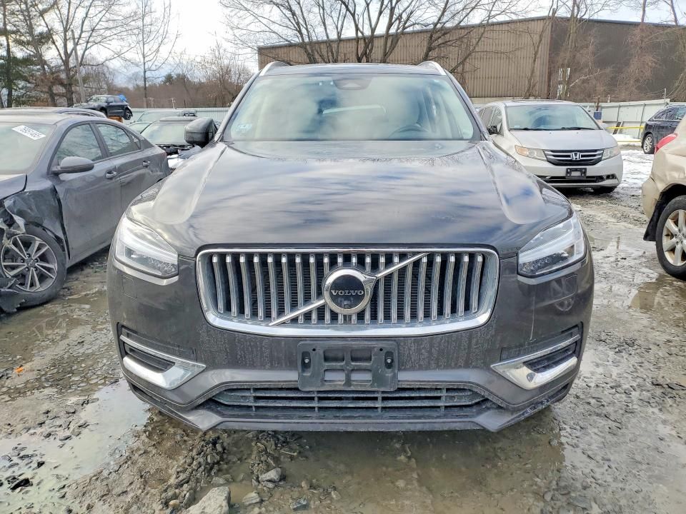 2023 Volvo Xc90 Plus