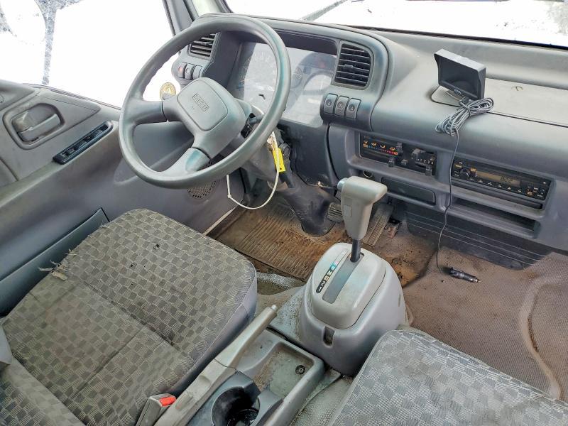 2006 Isuzu NPR BOX Truck