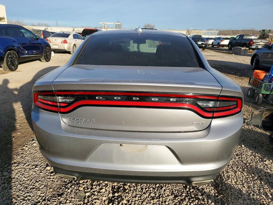 2016 Dodge Charger sxt