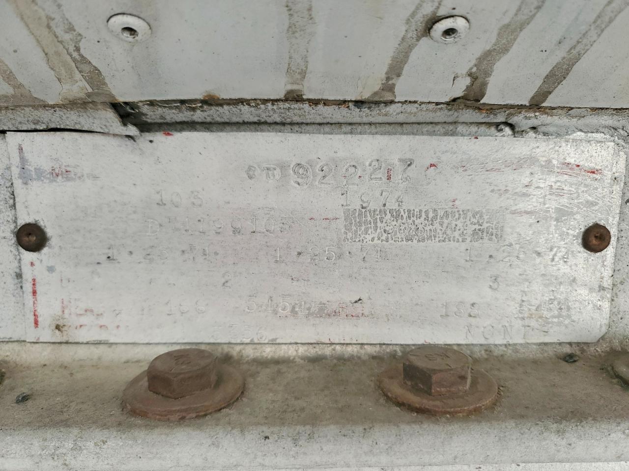 1974 Beall Trailer-Fuel Tank Trailer