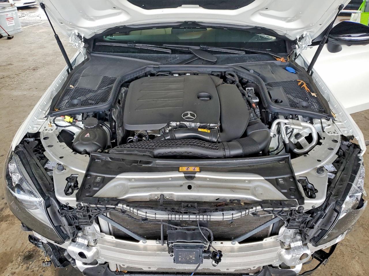 2023 Mercedes-Benz C300