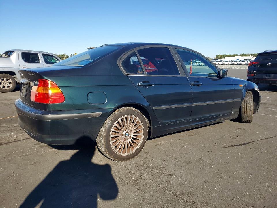 2002 BMW 325 xi