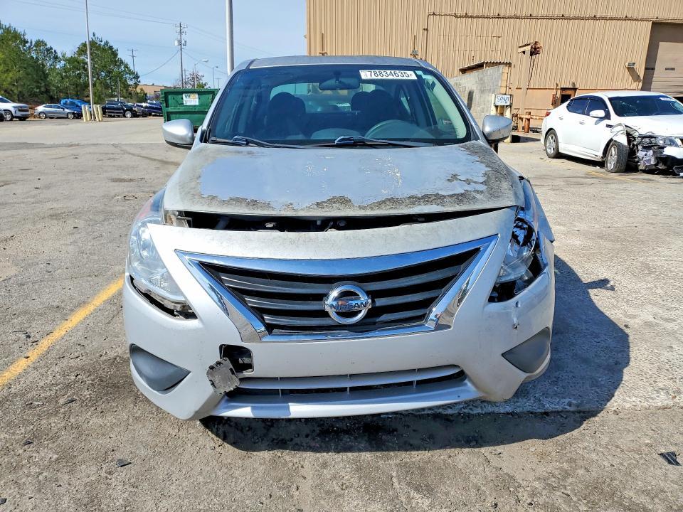 2016 Nissan Versa 1.6 s
