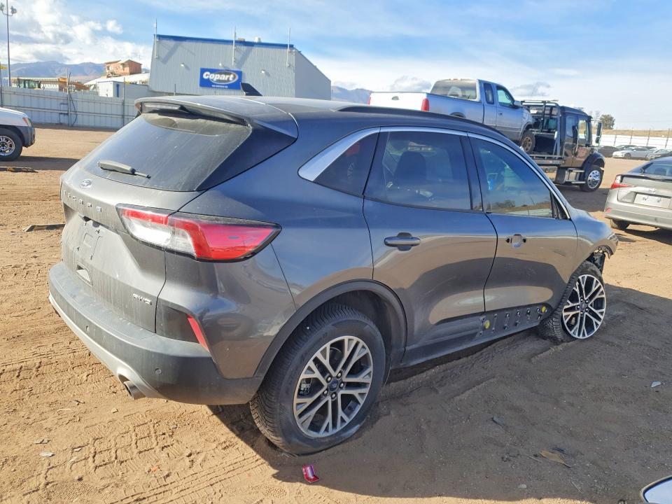 2021 Ford Escape sel
