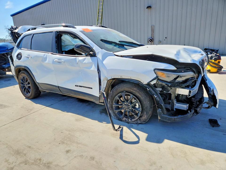 2023 Jeep Cherokee Altitude lux