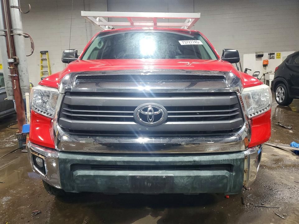 2014 Toyota Tundra Double cab sr