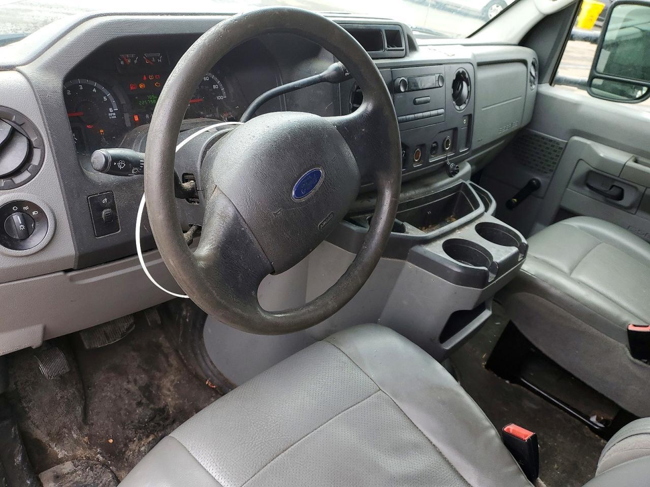 2013 Ford Econoline E250 Van