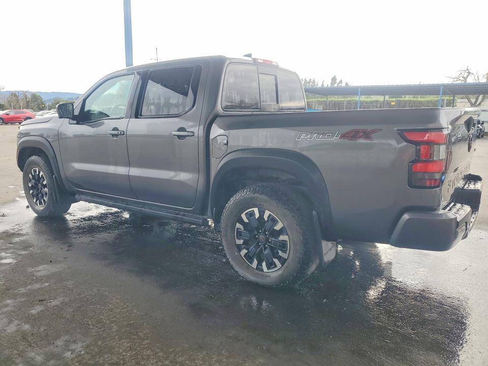 2022 Nissan Frontier s