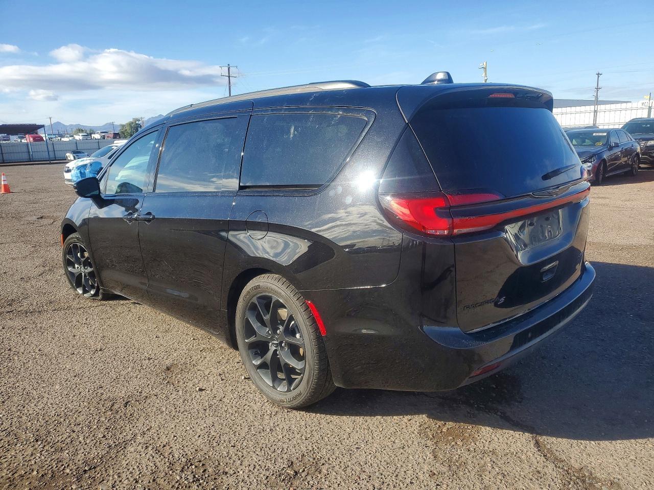 2025 Chrysler Pacifica Limited