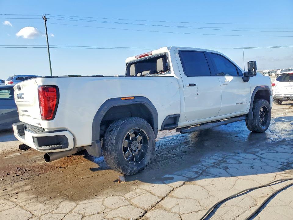 2022 GMC Sierra K3500 AT4