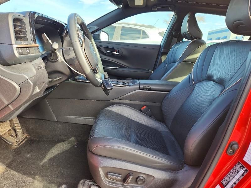 2023 Toyota Crown Platinum