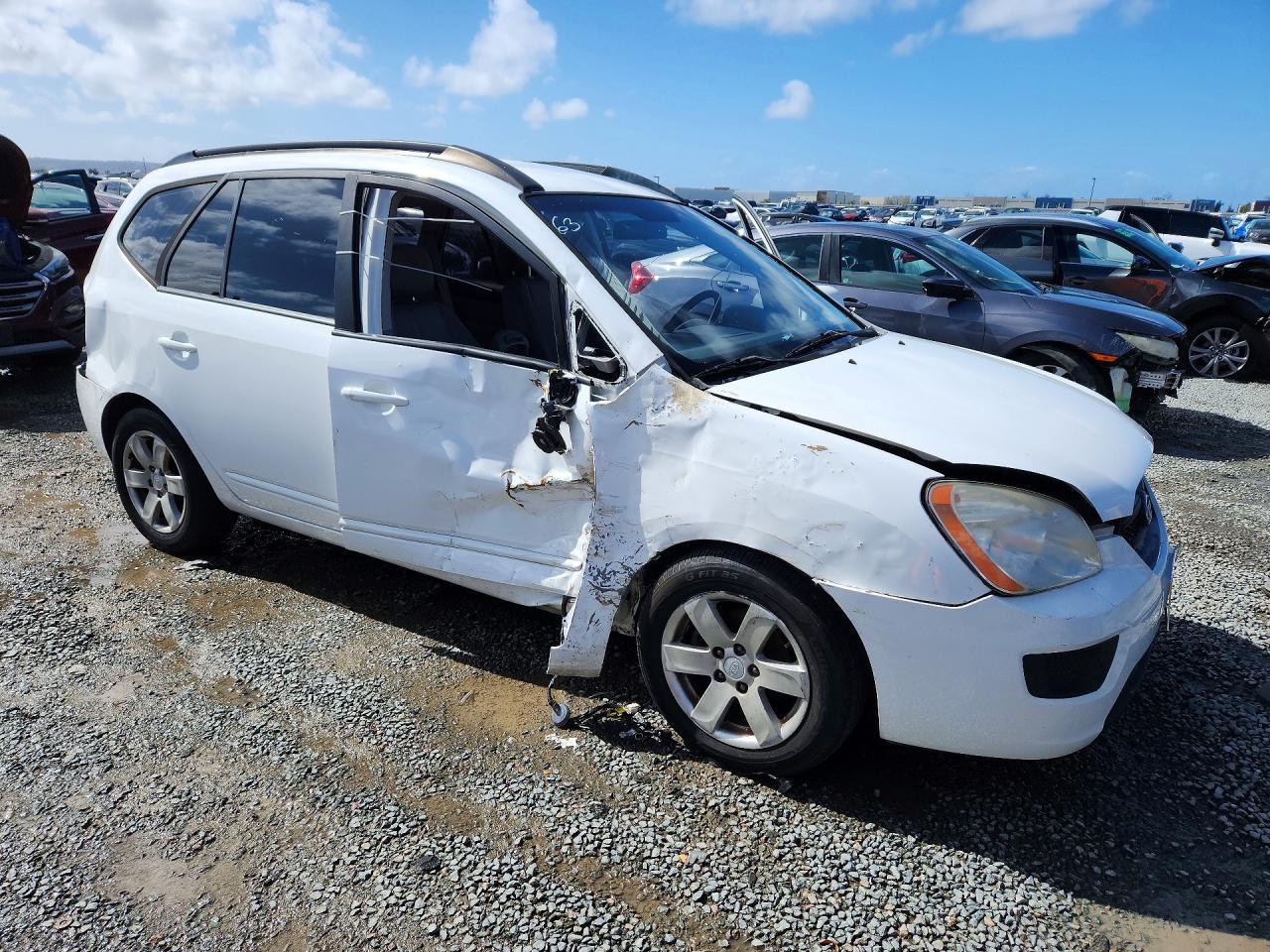2008 KIA Rondo lx