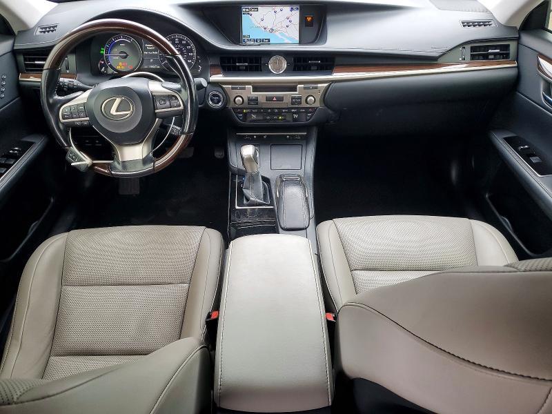 2016 Lexus Es 300h