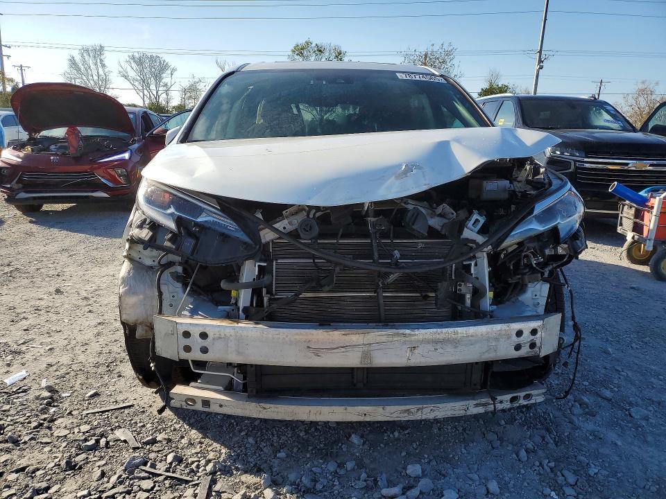 2022 Toyota Sienna Platinum 7-passenger