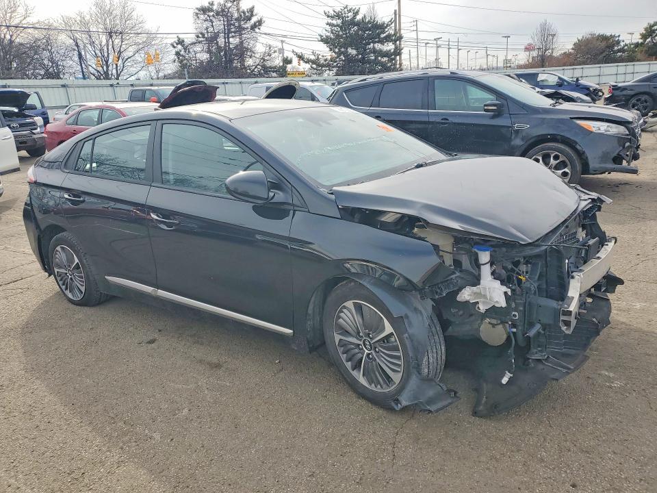 2022 Hyundai Ioniq Plug-in Hybrid se