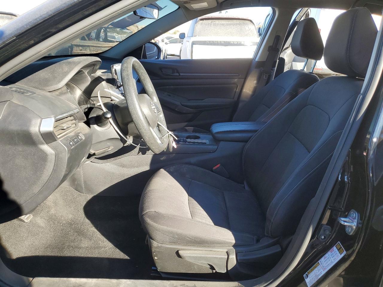 2023 Nissan Altima s