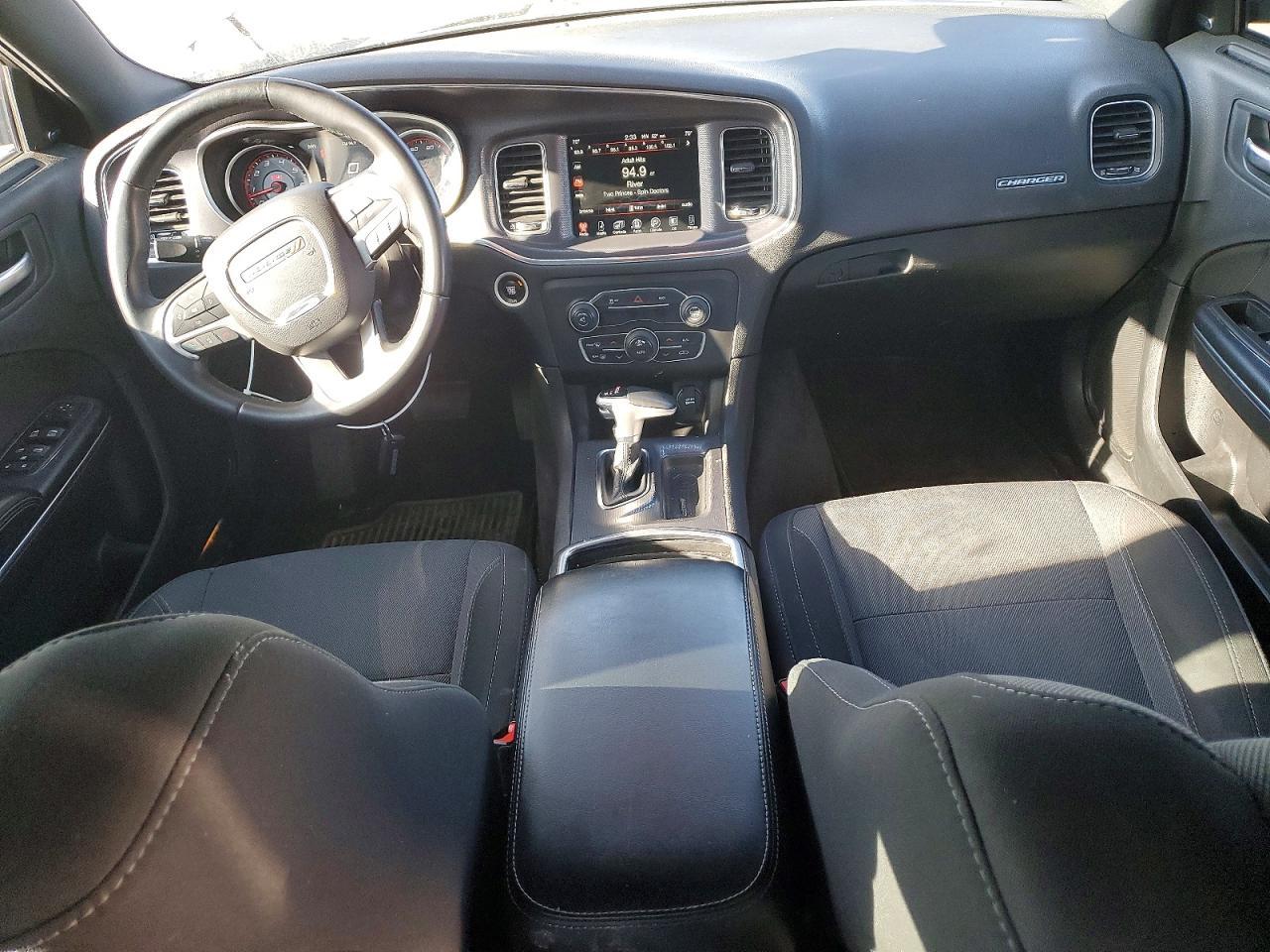 2016 Dodge Charger sxt