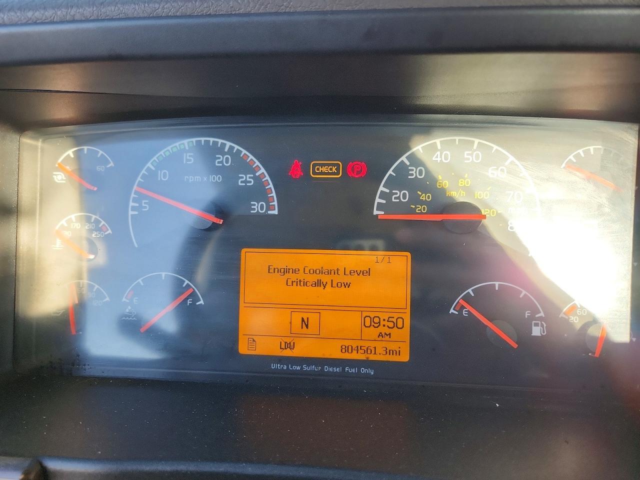 2017 Volvo VNL Semi Truck