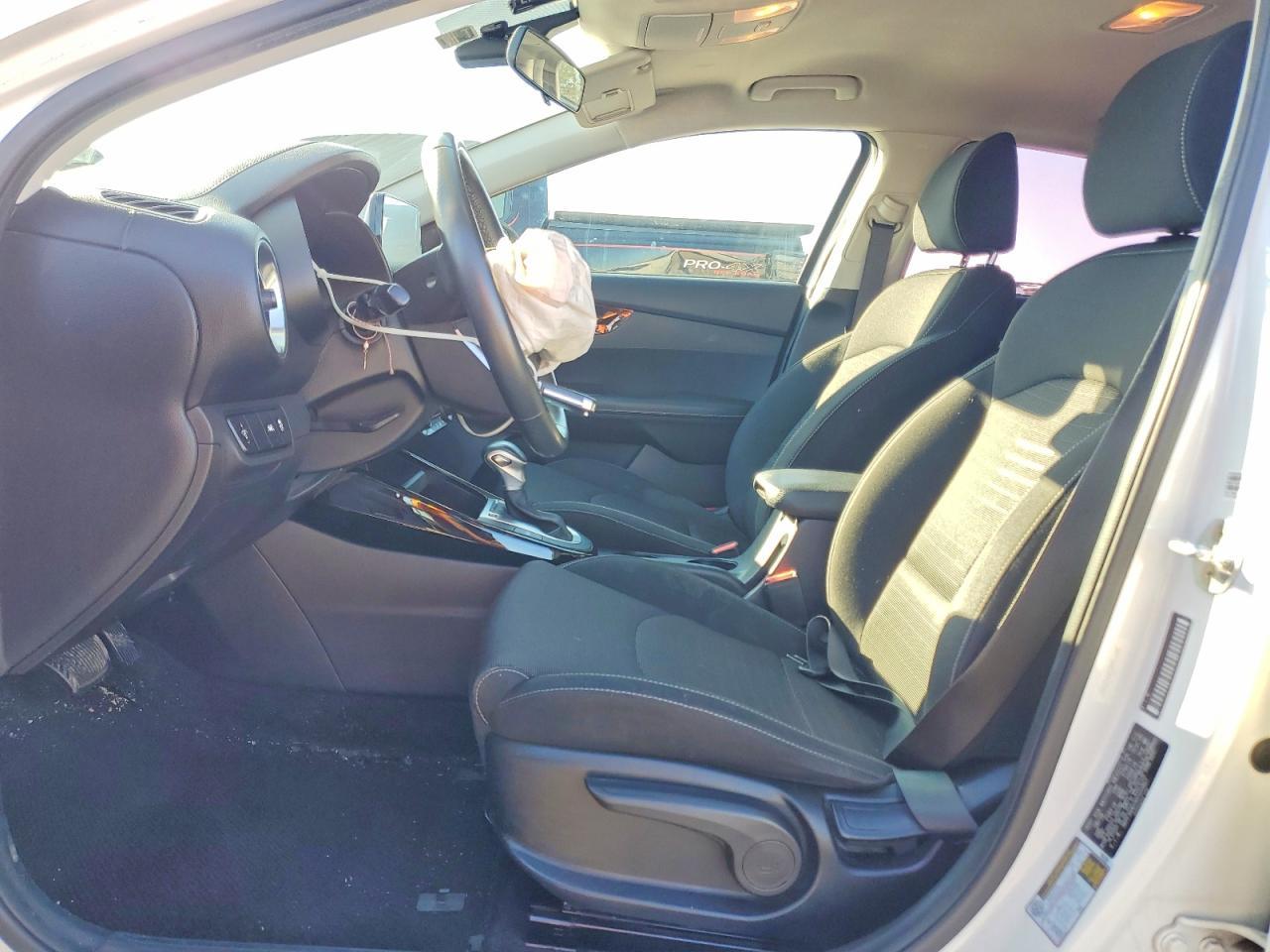 2019 KIA Forte s