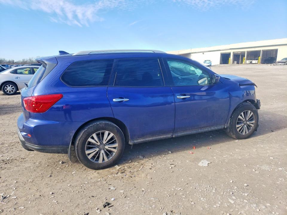 2020 Nissan Pathfinder s