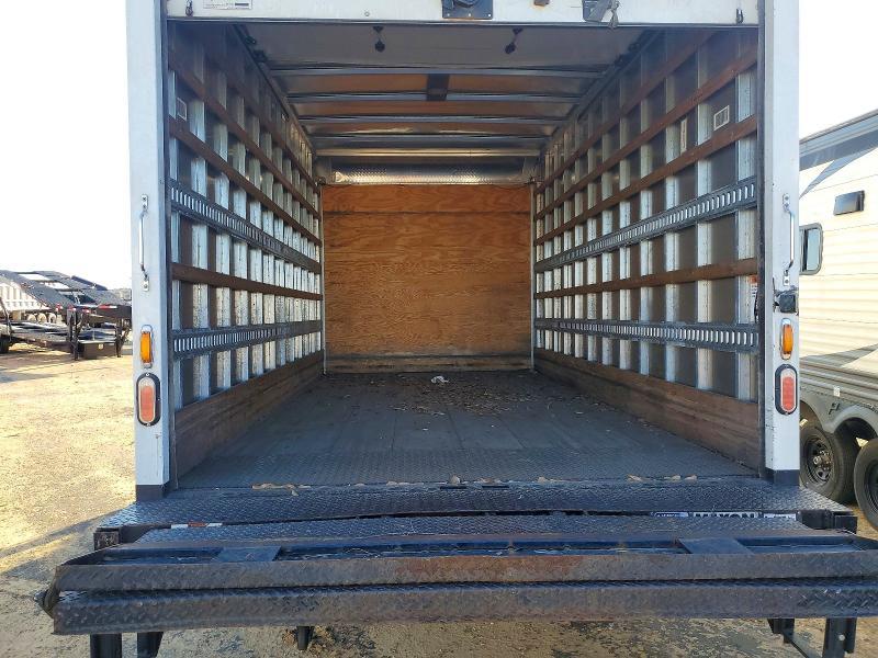 2019 Isuzu Npr hd box Truck