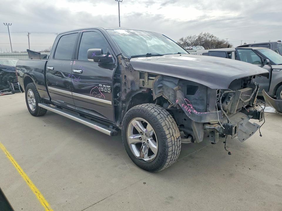 2016 Dodge Ram 1500 slt