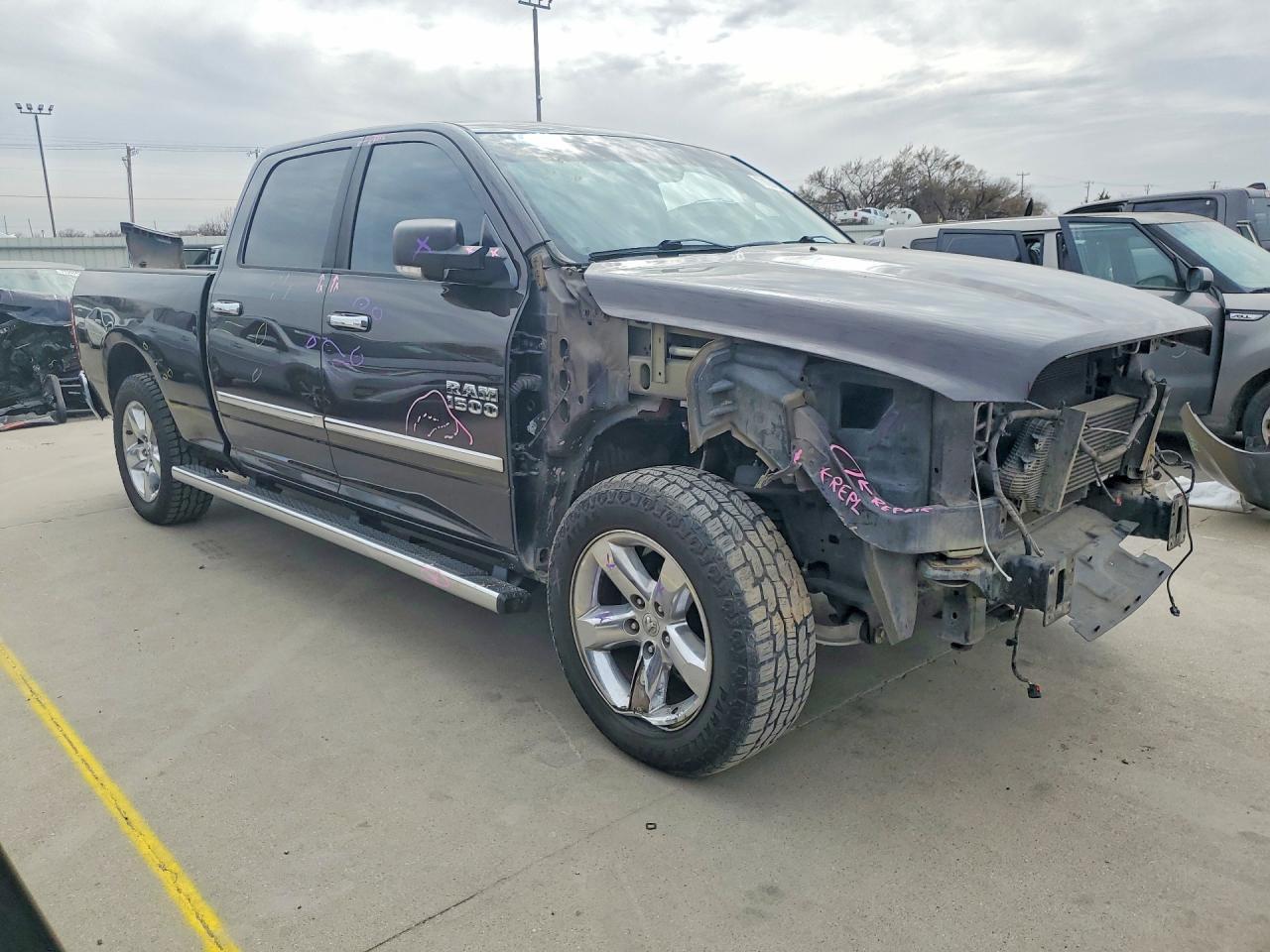 2016 Dodge Ram 1500 slt