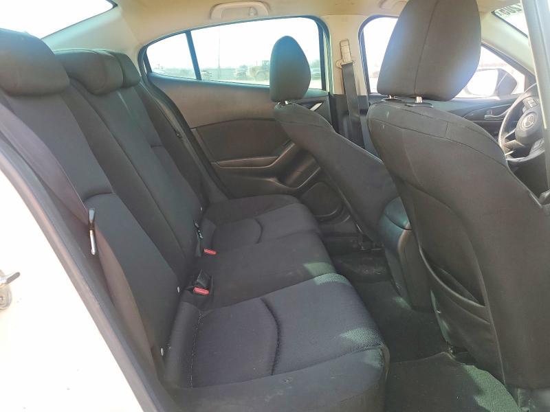 2015 Mazda 3 Sport