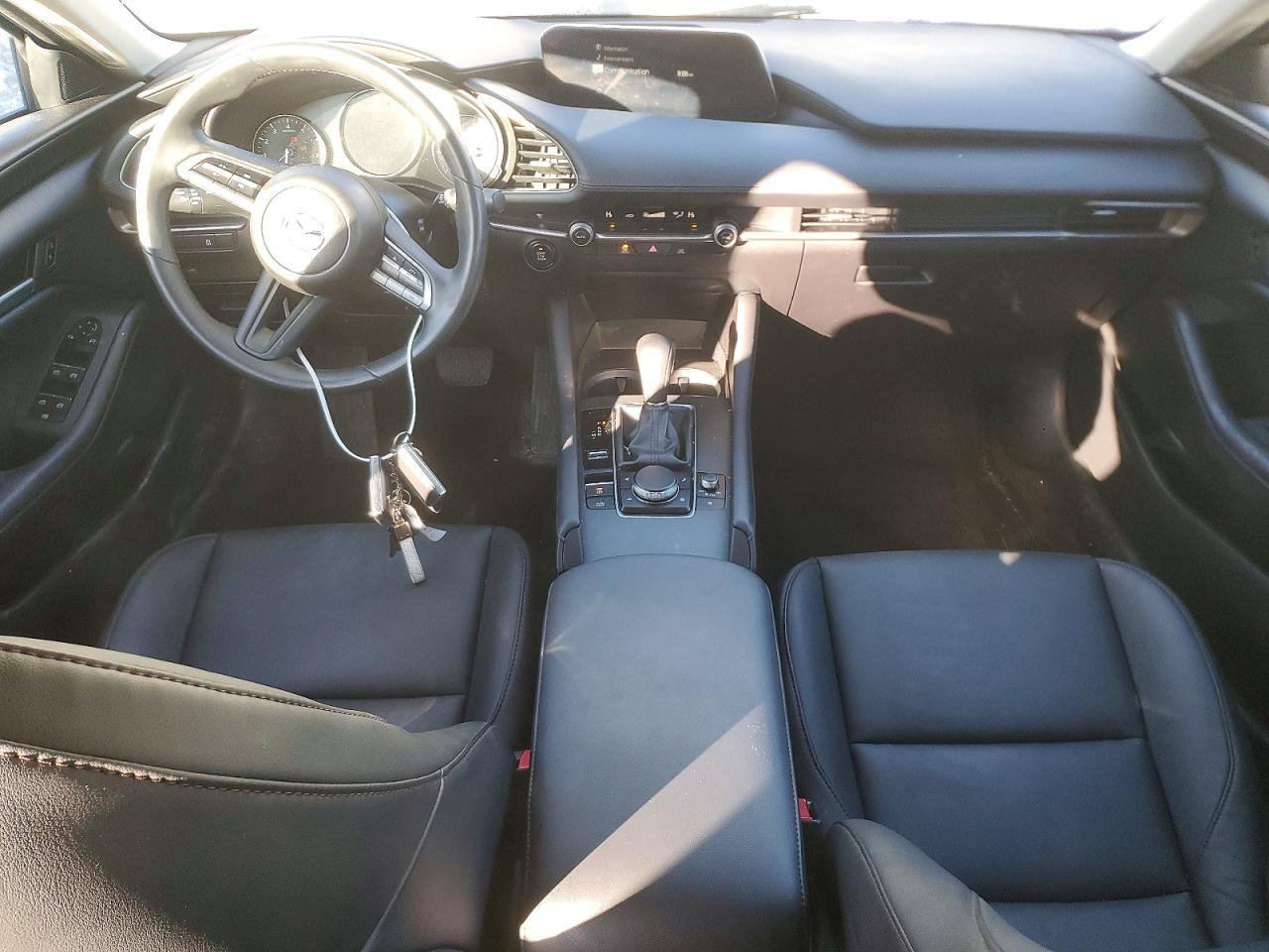 2022 Mazda 3 Select