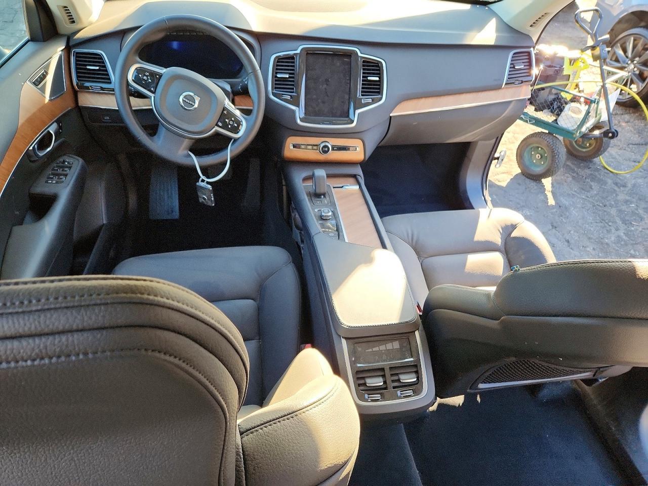 2025 Volvo Xc90 Plus