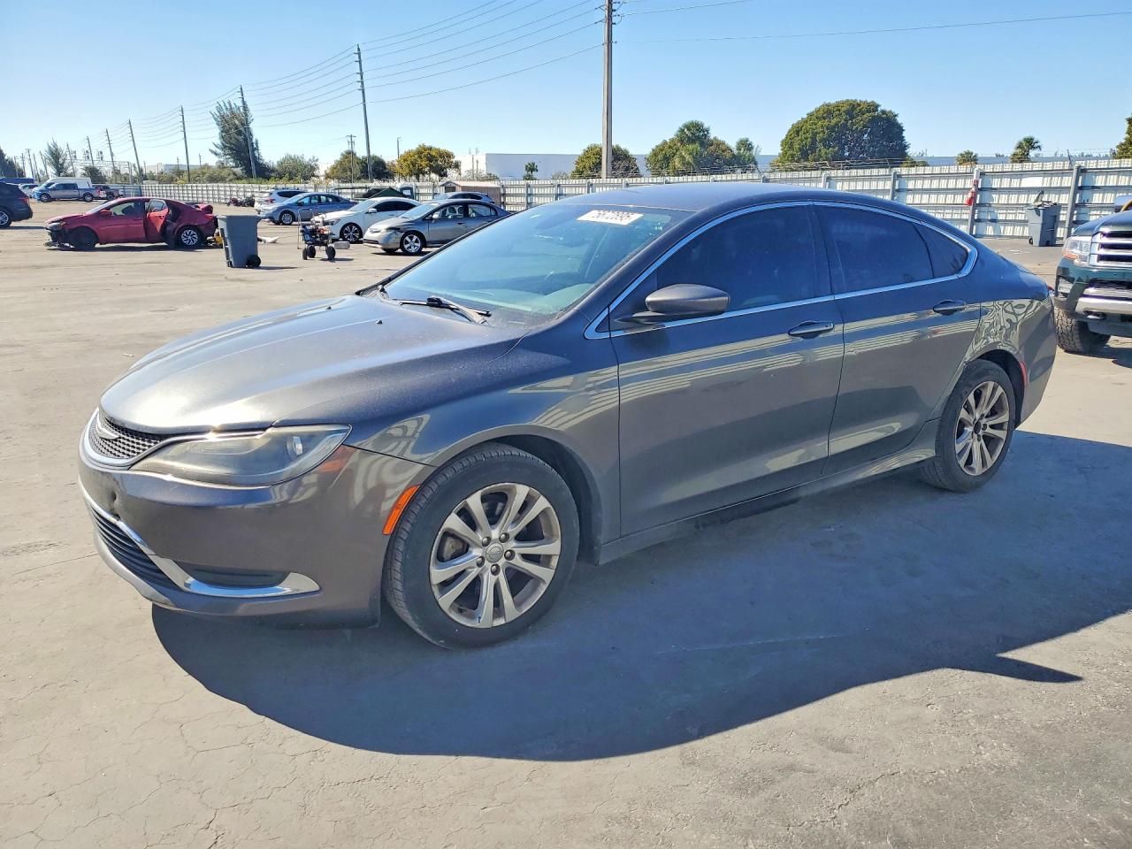2015 Chrysler 200 Limited