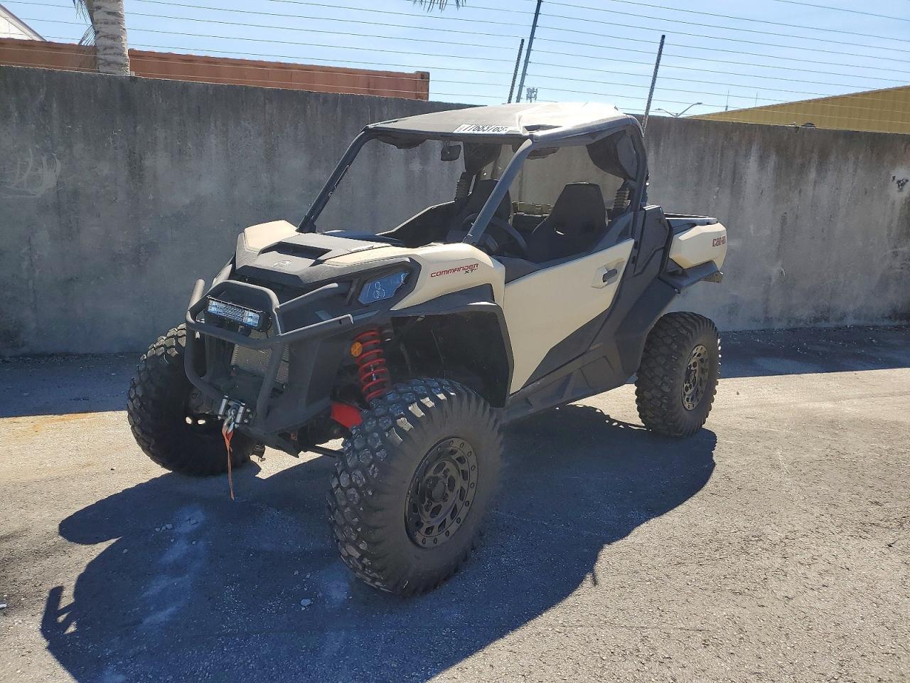 2024 Can-Am Commander XT 1000R