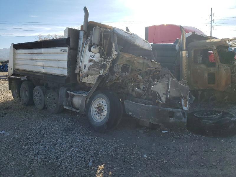 2005 Sterling L9500 Dump Truck