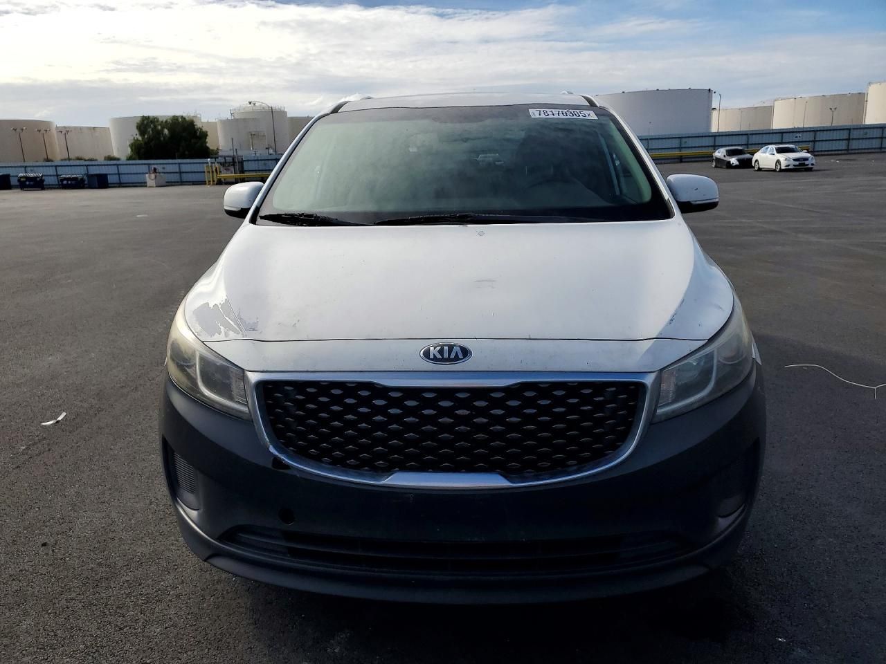 2016 KIA Sedona lx