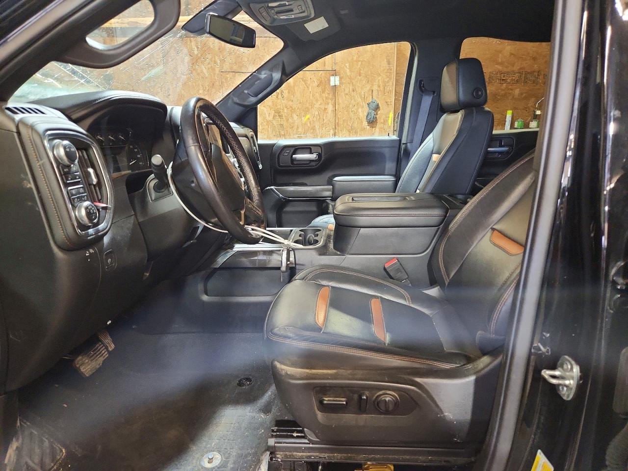 2021 GMC Sierra K1500 AT4