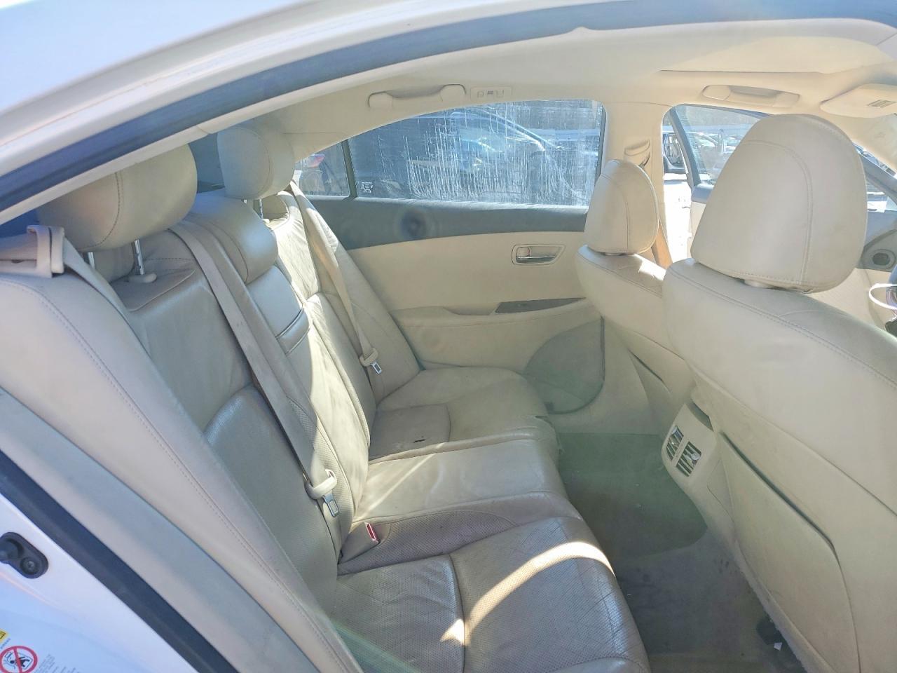 2010 Lexus ES